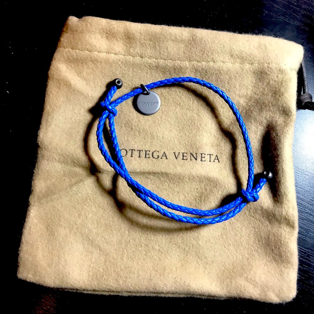 Leather bracelet